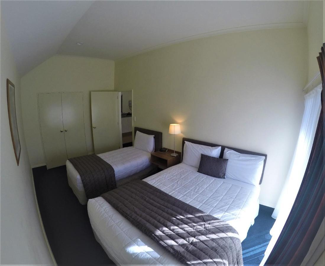 The Peaks Motor Inn Охакун Екстериор снимка