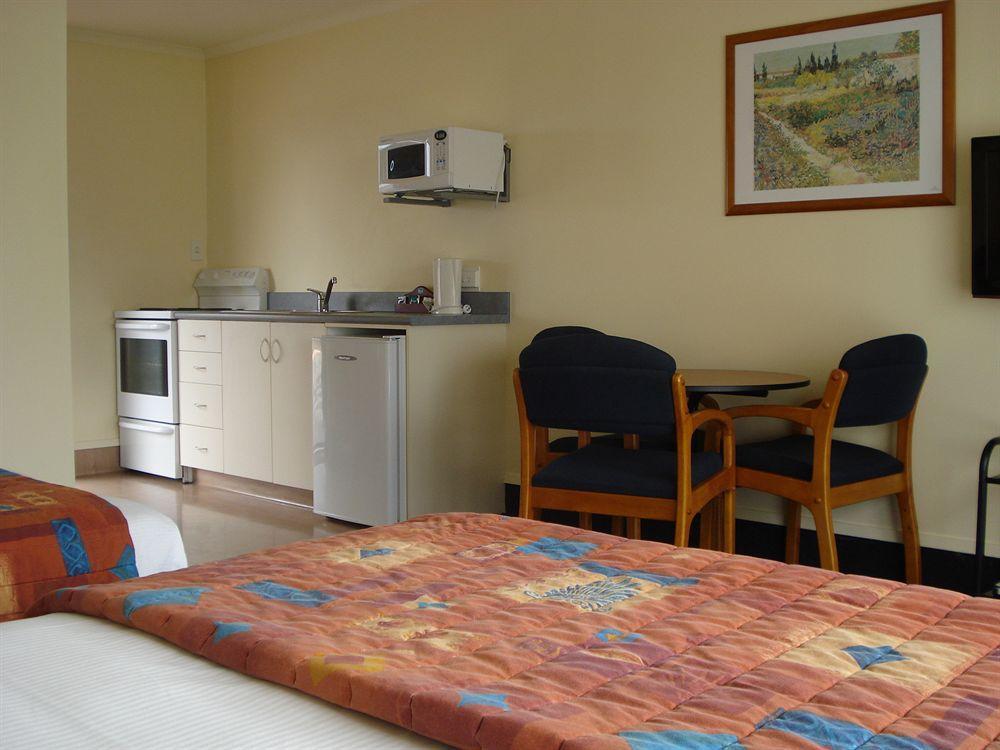 The Peaks Motor Inn Охакун Екстериор снимка