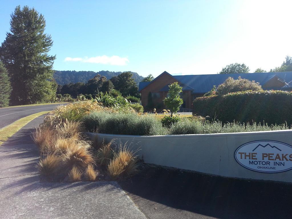 The Peaks Motor Inn Охакун Екстериор снимка